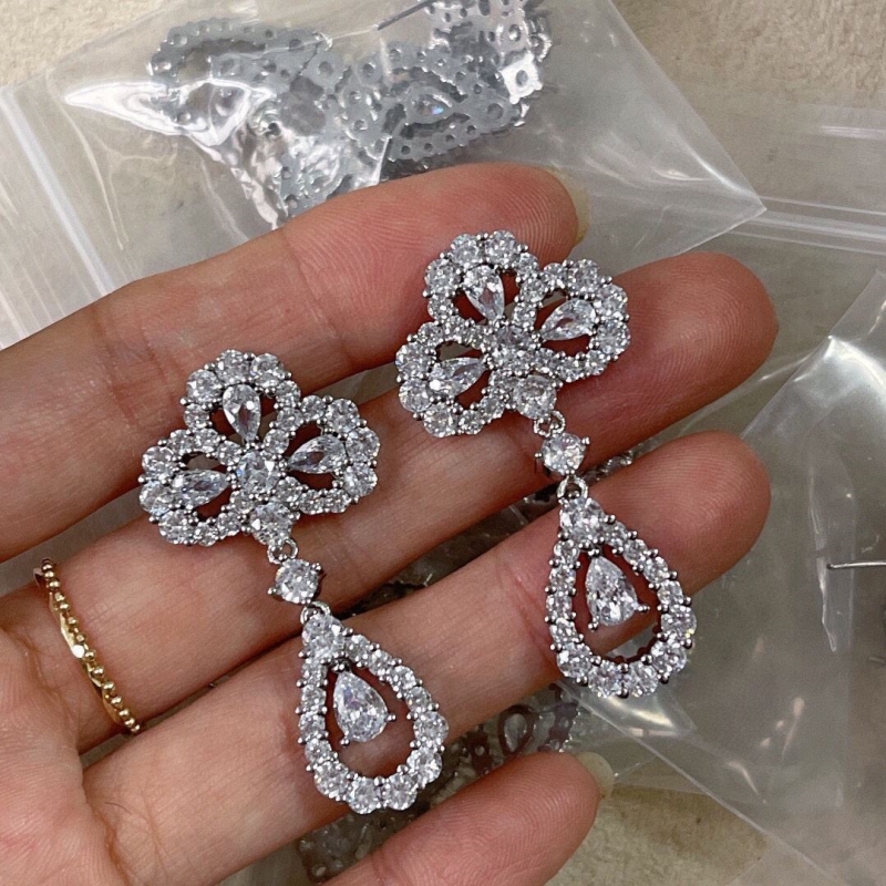 HARRY WINSTON